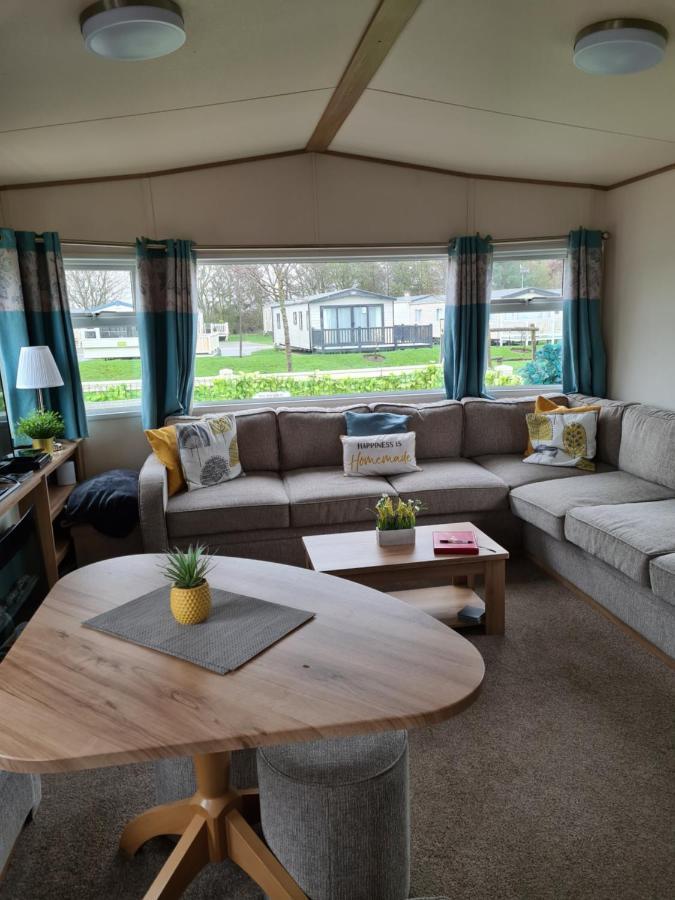 Hot Tub Hols 3 Bed Caravan At 42 Kingfisher Court Tattershall Eksteriør bilde
